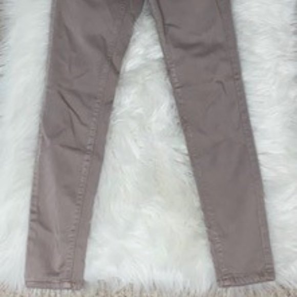 BEIGE ULTRA-HIGHRISE JEGGINGS - Picture 2 of 2